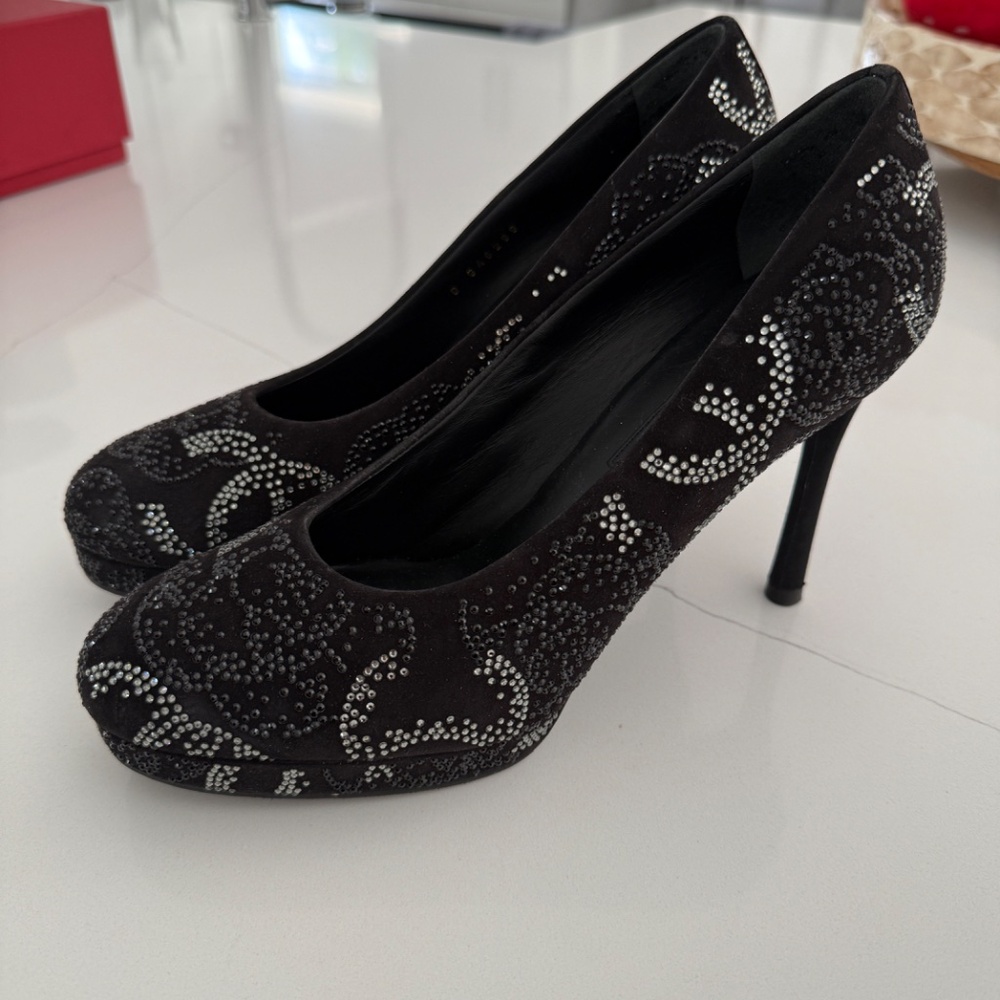 Chanel Logo Rhinestone Embellished Pumps Evening Heels Shoes 40.5